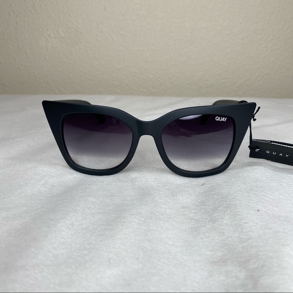 Quay Australia Harper Cat-Eye Sunglasses - Picture 6 of 10